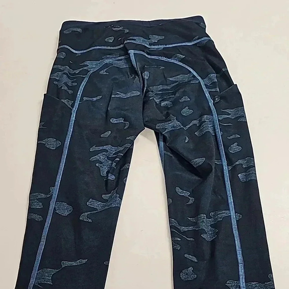 Lululemon Full length Leggings - Picture 6 of 9